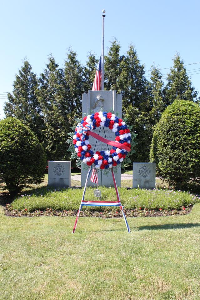 Memorial Day 2013. The Nanuet Fire Department helps remember all of those who made the ultimate sacrifice to our great nation.
Photo by Vincent P. Tuzzolino